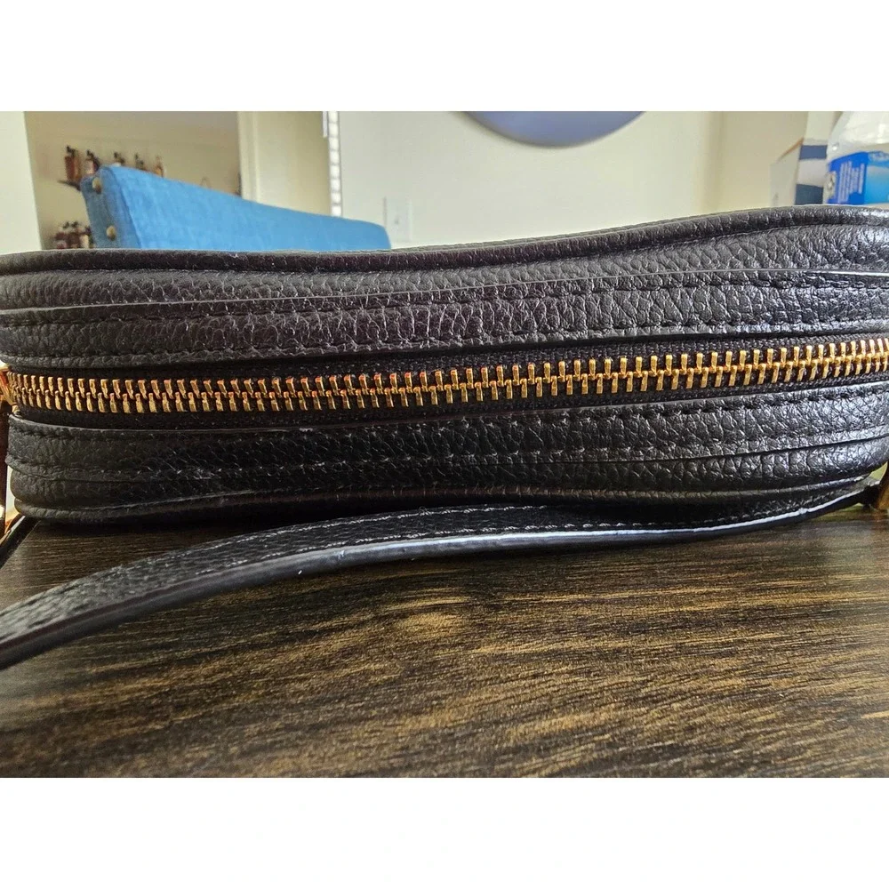 Michael Kors Black Leather Camera Bag Crossbody Shoulder Bag Gold‎ Hardware